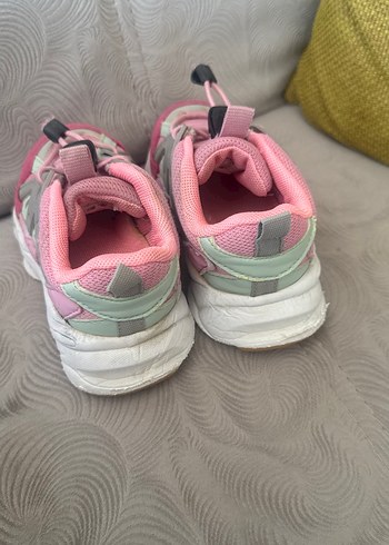 Kız Çocuk Pembe Bağcıksız Spor Ayakkabı - Görsel 3