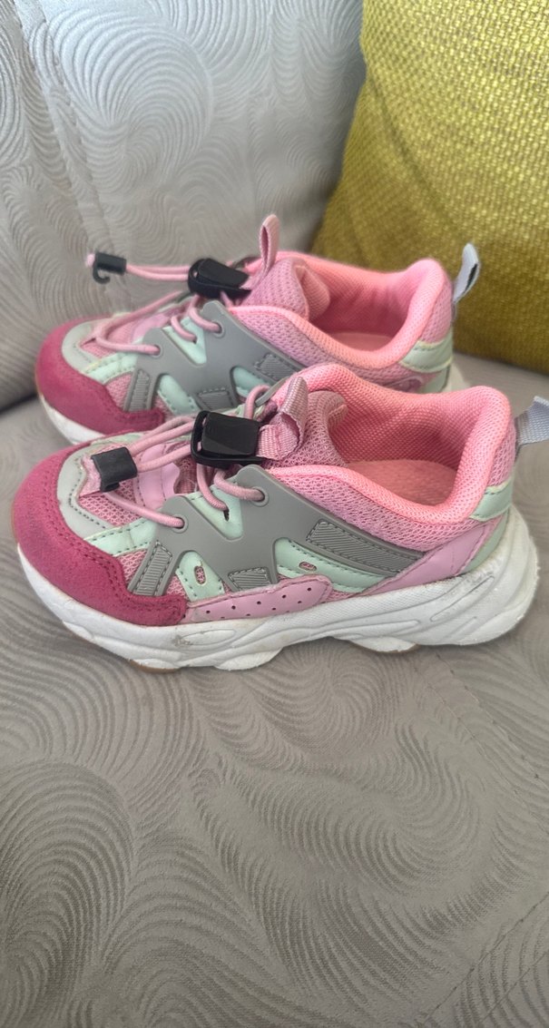 Kız Çocuk Pembe Bağcıksız Spor Ayakkabı - Görsel 2