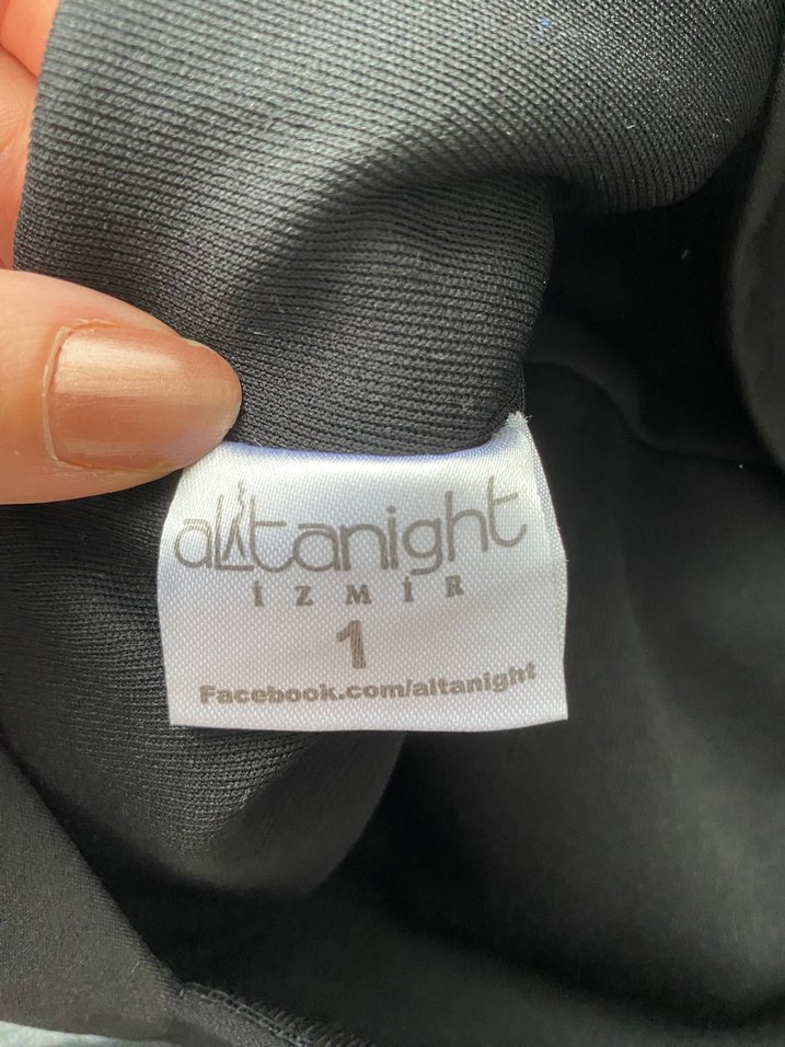 V Yaka Drapeli Siyah Midi Elbise - Görsel 3