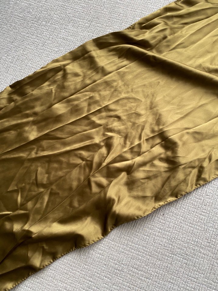 Kadın asker yeşili Saten fular - Görsel 2