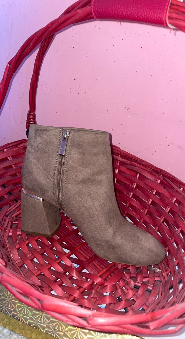 Kahverengi topuklu bot - Görsel 2