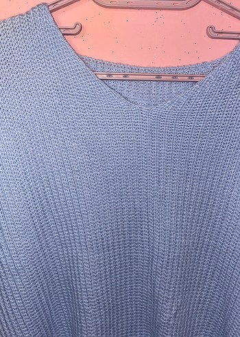 Mavi V Yaka Örgü Kadın Kazak - Görsel 3