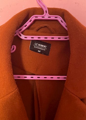 Kahverengi Düğmeli Kaban - Görsel 2