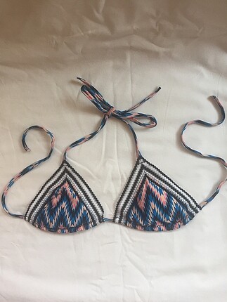 Bikini üstü