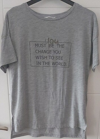 Gri t-shirt