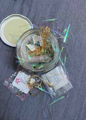 Altın Renkli Kadın Takı Seti - Görsel 4