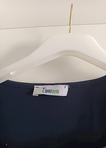 Düğmeli Lacivert Bluzu