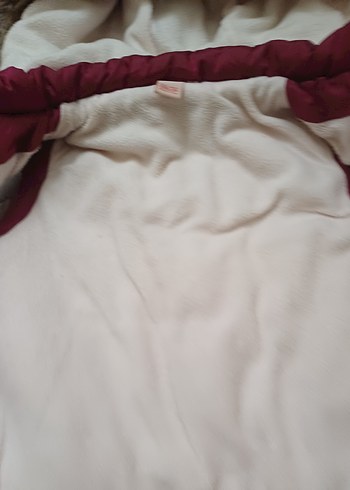 Bordo Kürklü Kapüşonlu Kız Yeleği - Görsel 3