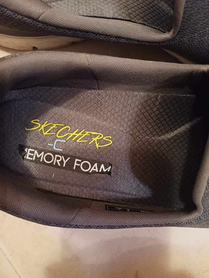 Skechers Bayan Gri Kaydırmaz ayakkabı 36 numara - Görsel 3