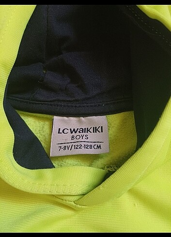 7 Yaş Beden 4 adet sweat