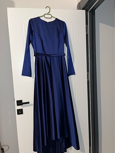 Saks mavisi-lacivert tesettür model abiye elbise