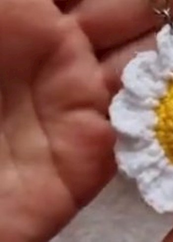 Beyaz Fırfırlı Bohem Anahtarlık