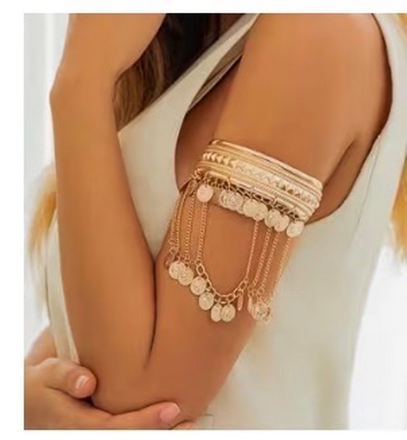 Altın Zincir Detaylı Kadın kol aksesuarı - Görsel 4