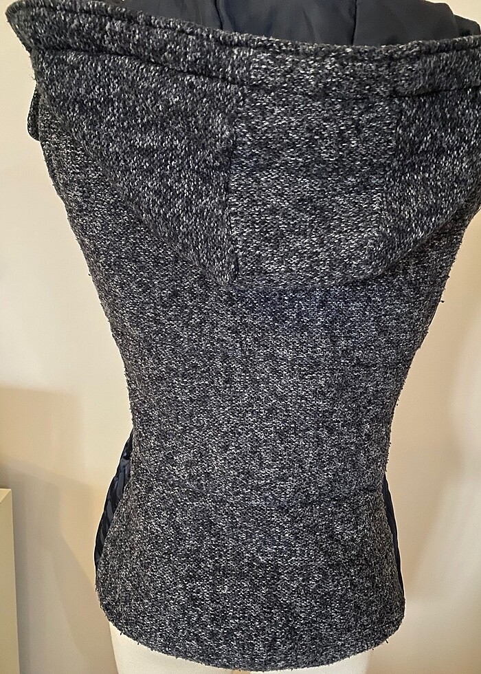 Kışlık yelek kapüşonlu - Görsel 4