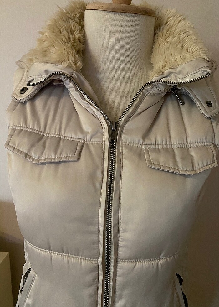 Kapüşonlu Puf yelek - Görsel 2