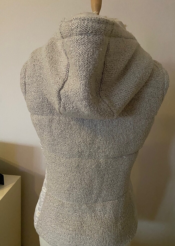 Kapüşonlu Puf yelek - Görsel 4