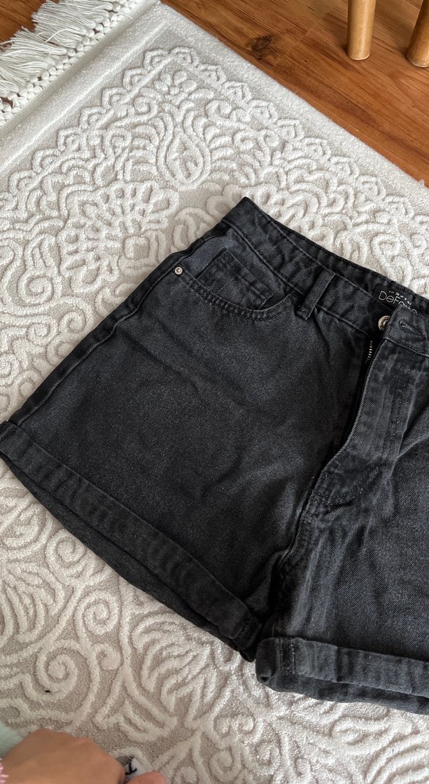 Siyah Mini Bol Kesim Kot Şort - Görsel 2