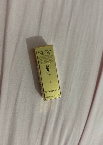 Yves Saint Laurent Altın Parlak Ruj