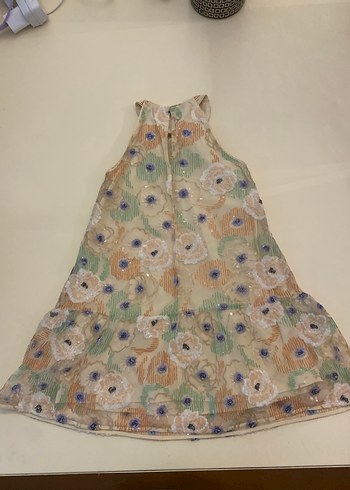 Zara Boncuk İşlemeli Bohem Kız Elbisesi