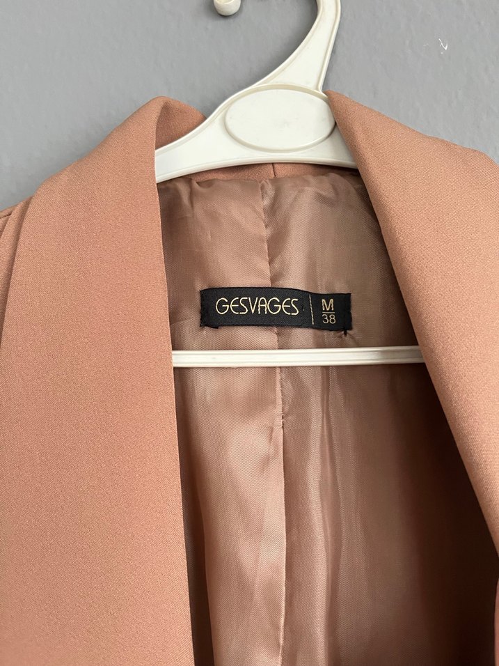 Bej Kadın Düğmeli Midi Ceket - Görsel 2