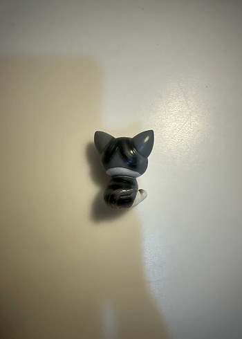 Gri Sevimli Kedi Figürü - Görsel 3