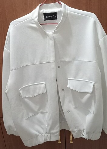 Beyaz ceket - Görsel 3