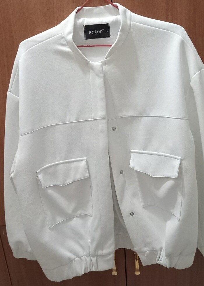 Beyaz ceket - Görsel 3