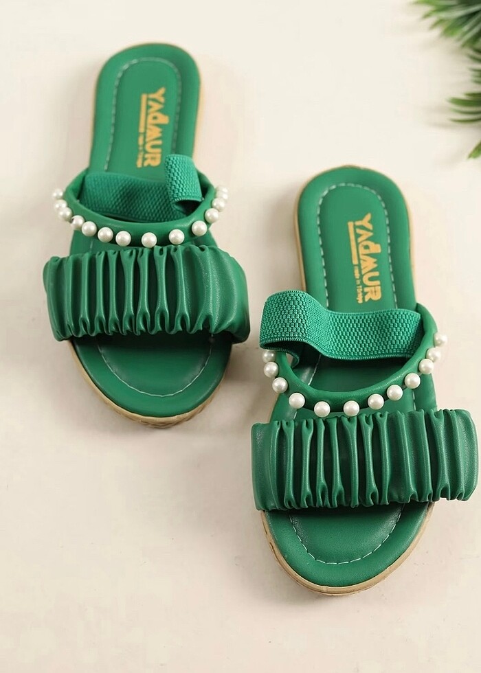 İnci detaylı sandalet - Görsel 2