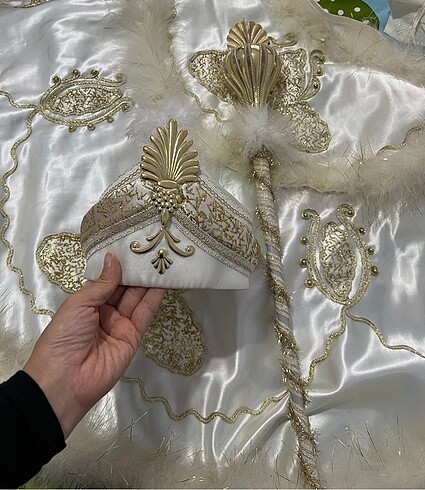 Sünnet kıyafeti