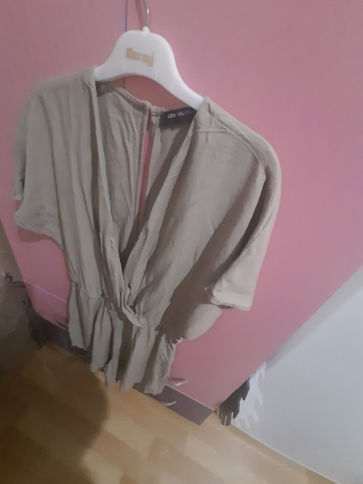 Bej Keten V Yaka Kısa tunik - Görsel 2