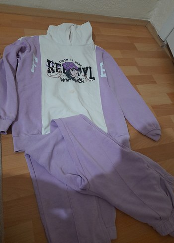 Mor Baskılı Rahat Kesim Kız Eşofman Takımı lcw marka - Görsel 3