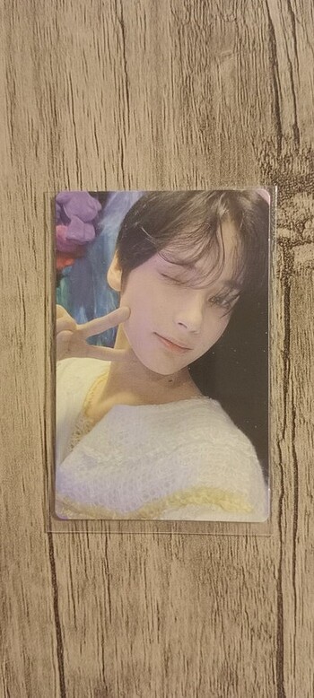 Txt hueningkai photocard 