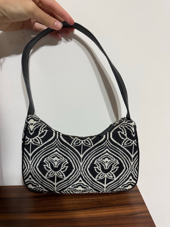 H&M KOL ÇANTASI - Görsel 2