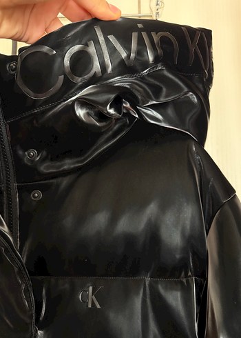 CALVIN KLEIN ŞİŞME MONT - Görsel 2