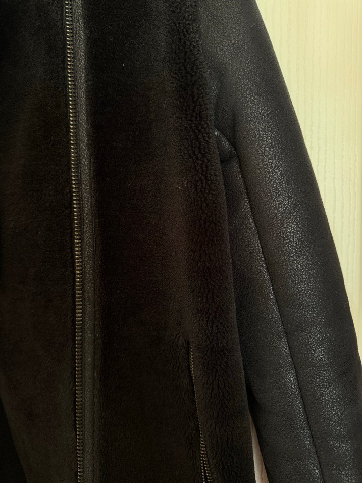 ZARA Kürklü Siyah Nubuk Uzun Kaban - Görsel 3