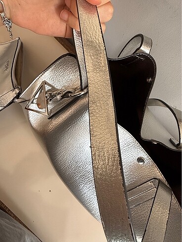 GUESS ORİJİNAL ÇANTA - Görsel 9