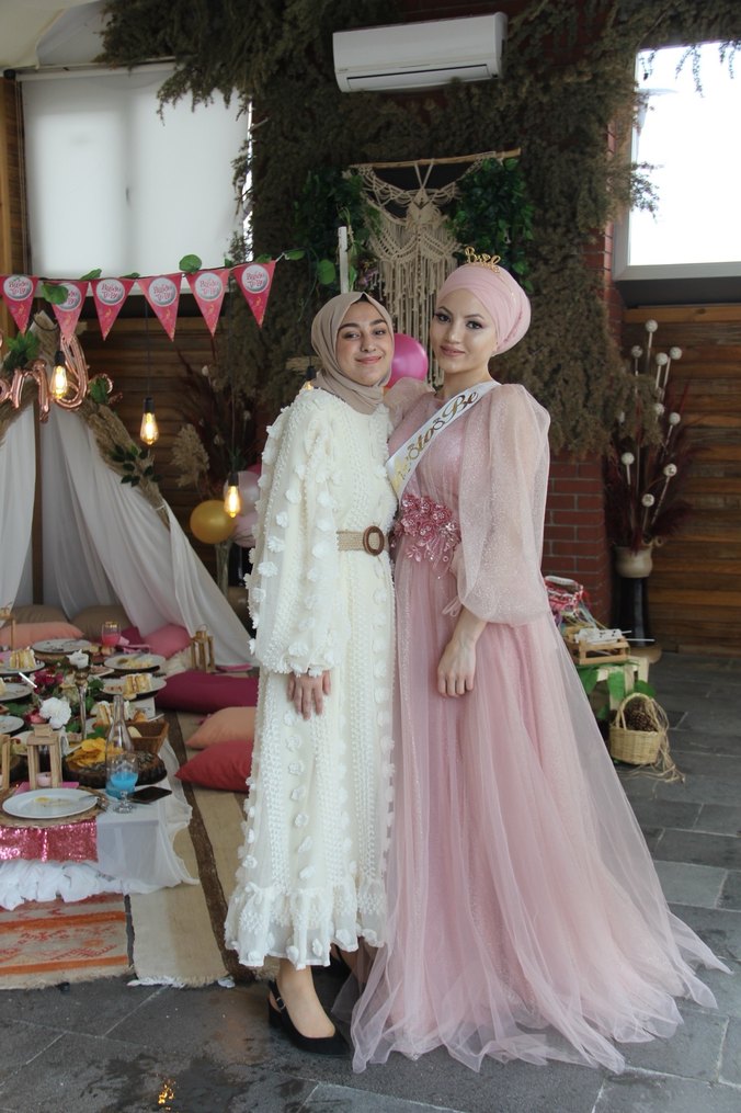 Pembe Drapeli Straplez Uzun Abiye Elbise - Görsel 5