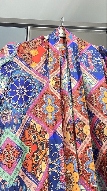 38 Beden Şahane kolları lastikli tunik
