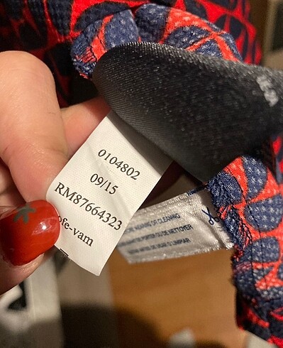 m Beden kırmızı Renk tommy hilfiger elbise