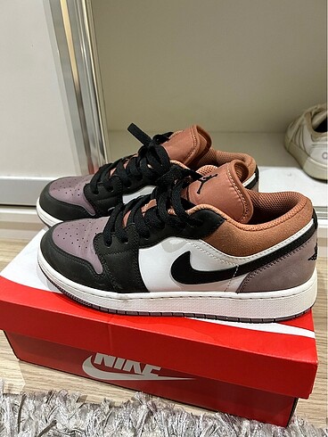 39 Beden çeşitli Renk Nıke air jordan 1 low se 39 numara