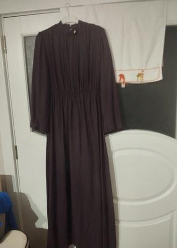 Uzun Kollu Siyah Piliseli Uzun Elbise - Görsel 4