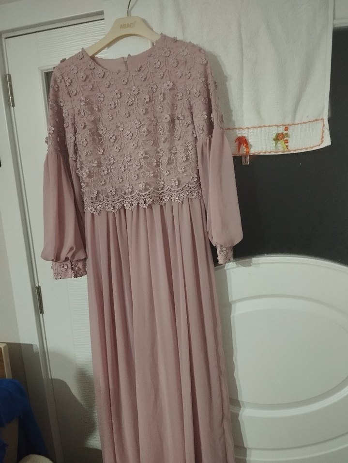 Pembe Dantel İşlemeli Uzun Kollu Bohem Elbise - Görsel 4