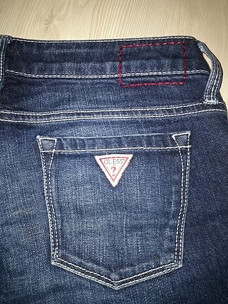 28 Beden lacivert Renk Guess Kot Şort