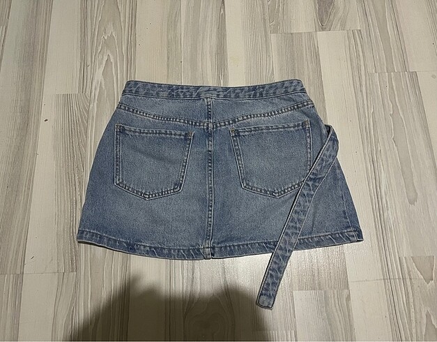 36 Beden mavi Renk BERSHKA KOT ETEK