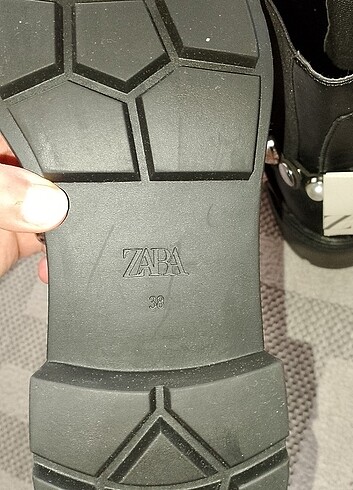 38 Beden siyah Renk Zara kadın not