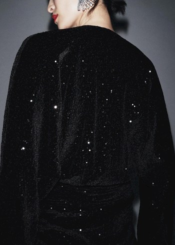 Siyah Uzun Kollu V Yaka Drapeli Elbise #zara - Görsel 4