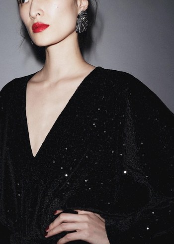 Siyah Uzun Kollu V Yaka Drapeli Elbise #zara - Görsel 3