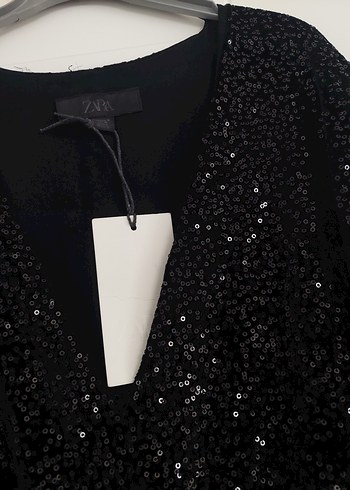 Siyah Uzun Kollu V Yaka Drapeli Elbise #zara - Görsel 9