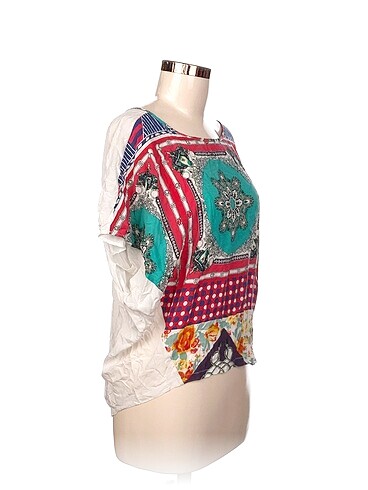 Collezione Collezione Bluz %70 İndirimli.