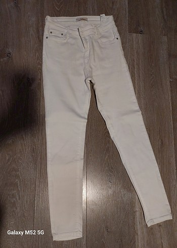 Diğer Beyaz Regular Fit Midi Kot Pantolon
